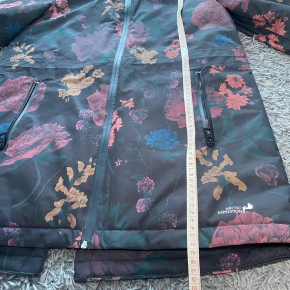 Arctic Expedition Waterproof Parka - Picture 11 of 12